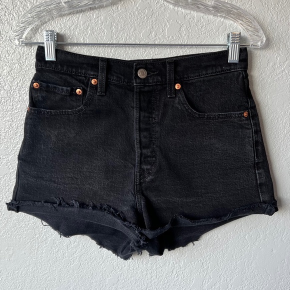 Levi's Pants - Levi’s ribcage black cut-off button fly denim shorts sz 27